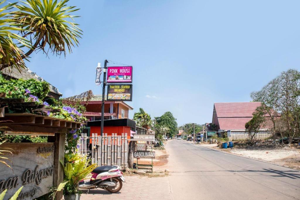 Oyo 797 Pink House Bungalow Ko Lanta Exteriér fotografie